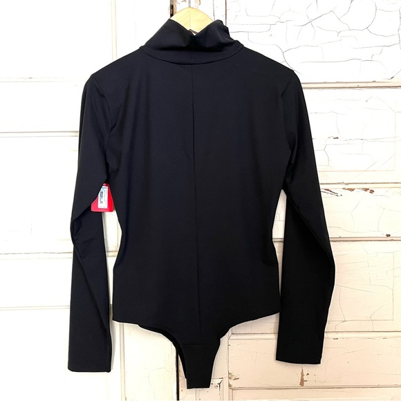 SPANX Suit Yourself Turtleneck Thong Bodysuit - Picture 6 of 13